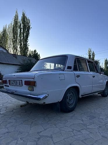 ВАЗ (ЛАДА) 2101: 1980 г., 1.3 л, Механика, Бензин, Седан — 3