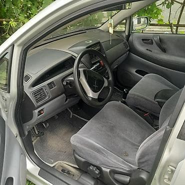 Транспорт: Volkswagen Golf: 2002 г. — 2