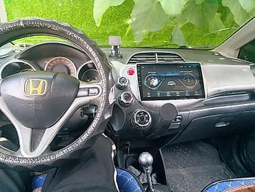 Мультимедийная система/головное устройство для Honda Fit/Jazz at lalafo.kg Мультимедийная система/головное устройство для Honda Fit/Jazz