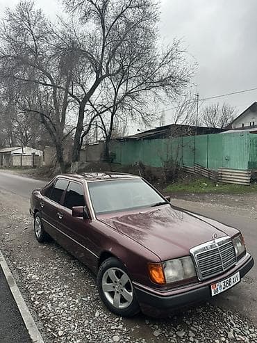 bmw e24: Mercedes-Benz W124: 1991 г., Седан — 3