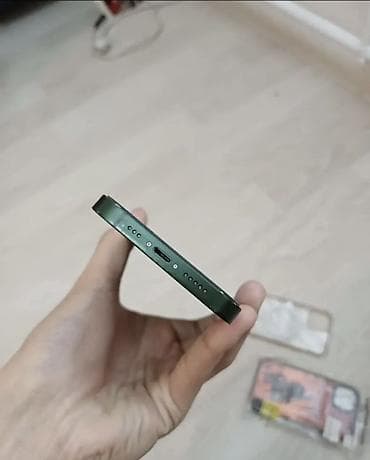 iphone 13: IPhone 14, Б/у, 128 ГБ, Зеленый, Защитное стекло, Чехол, Кабель, 80 % — 5