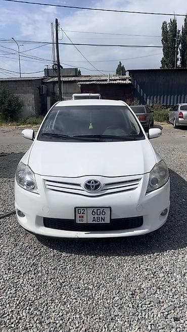 даево матиз 1: Toyota Auris: 2010 г., 1.4 л, Кол менен иштөөчү, Дизель, Хетчбек — 1