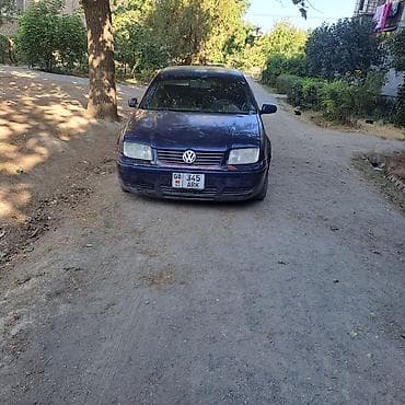 Volkswagen Bora: 2001 г., 1.6 л, Механика, Бензин, Седан — 3