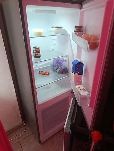 mini refrigerator: Холодильник с нижней морозильной камерой, серебристый металл.Срочно — 3