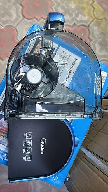 vaccum cleaner: Пылесос Midea без мешка (циклонный) Основные особенности: - Мощная — 8