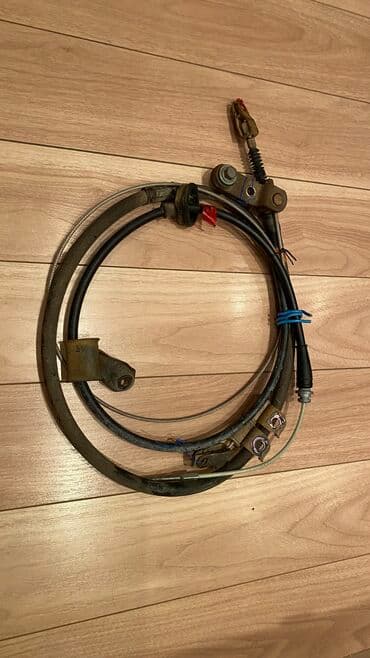 домкрат для машины: Продаю трос ручника прадо 95 Prado 95 — 1