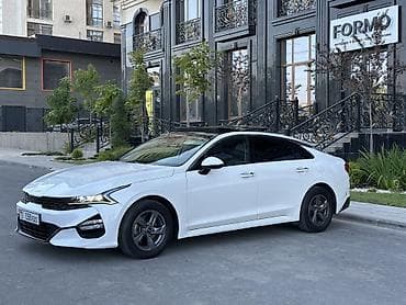 geely galaxy e5: Kia K5: 2021 г., 2 л, Автомат, Газ, Седан — 3
