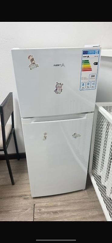 android 2din: Почти новый Высота 110 см Холодильник NEST (двухкамерный, верхняя — 1