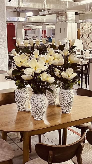 алма бутоо: Искусственная композиция из цветов магнолии в керамической вазе станет — 2