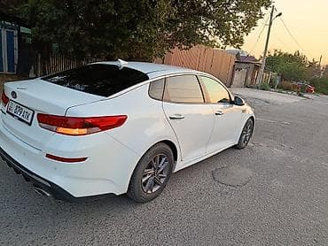 byd e9 2021: Kia Optima: 2019 г., 2.4 л, Автомат, Бензин, Седан — 5