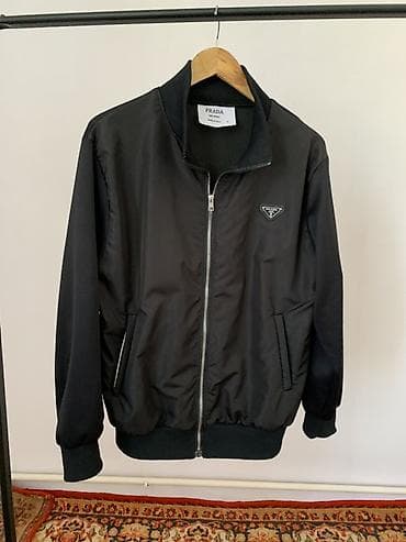 second hend: Бомбер Prada Milano, черный Ветровка Б/у Состояние хорошее Качество — 1