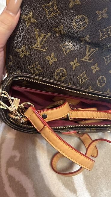 Классикалык сумкалар: Классикалык сумка, Saint Laurent, Материалы: Нукура булгаары, Магнит илмектер, Аялдарга, Колдонулган — 4