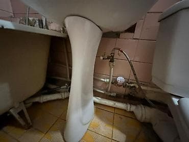 105: 1 комната, 35 м², 5 мкр 105 серия, 1 этаж — 6