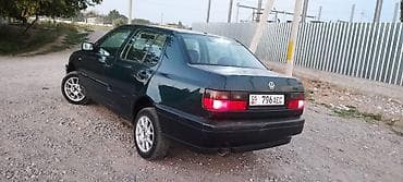 Транспорт: Volkswagen Vento: 1996 г., 1.6 л, Механика, Бензин, Седан — 4