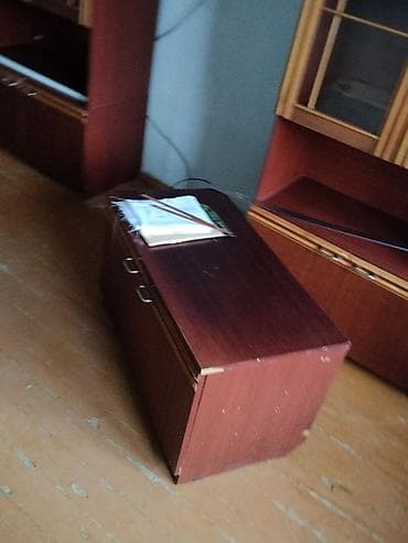 Сантехника: Дубал шкаф, Дубал шкаф түрү: Модулдуу, Үй, конок бөлмөсү үчүн, Өзгөчөлүктөрү: Тамак-аш идишин сактоо үчүн — 10