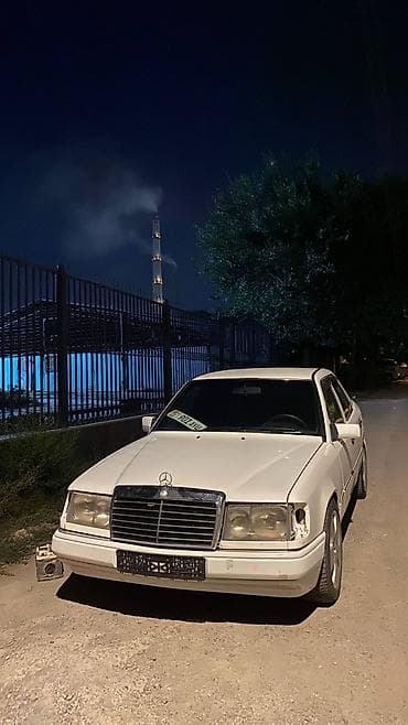 mers c: Mercedes-Benz W124: 1993 г., 2.2 л, Механика, Бензин, Седан — 2