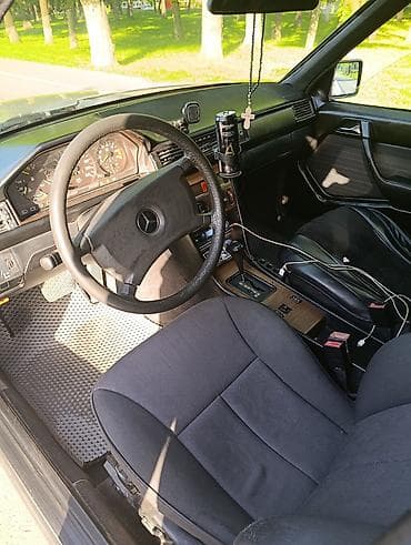 bye e5: Mercedes-Benz E-Class: 1988 г., 2.3 л, Автомат, Бензин — 8
