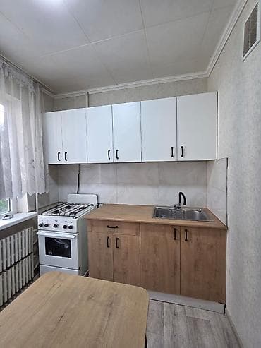 парк ататюрк: 1 комната, 30 м², 104 серия, 1 этаж, Старый ремонт — 1
