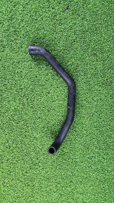 блок предохранителей: Патрубок Е53 х5 М63 v8 Год 2002. 1115 7 556 838 В отличном — 2