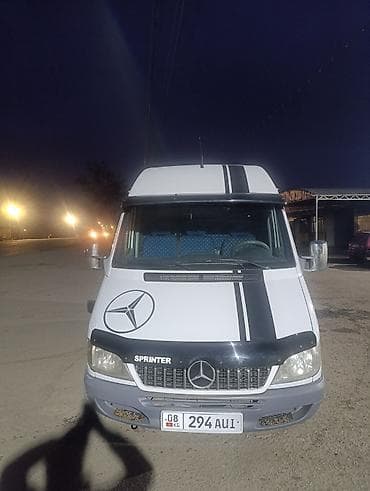 мерс фар: Легкий грузовик, Mercedes-Benz — 4