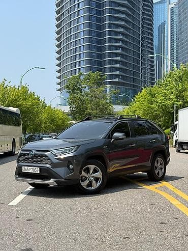 highlander 2012: Toyota RAV4: 2021 г., 2.5 л, Автомат, Гибрид, Кроссовер — 2