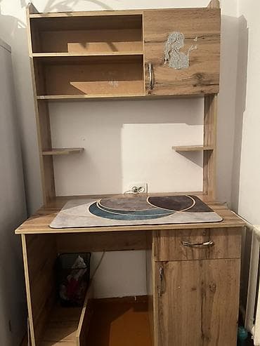 шкаф парта: Компьютерный стол, С полками — 1