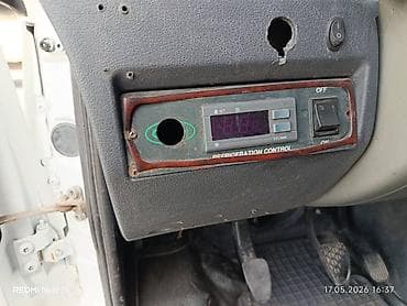 подношка спринтер: Mercedes-Benz Спринтер: 2000 г., 2.7 л, Механика, Дизель, Бус — 9
