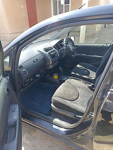 motor fit 2004: Honda Fit: 2004 г., 1.3 л, Вариатор, Бензин, Хэтчбэк — 7