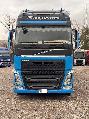 Тягач, Volvo, 2014 г., Тентованный