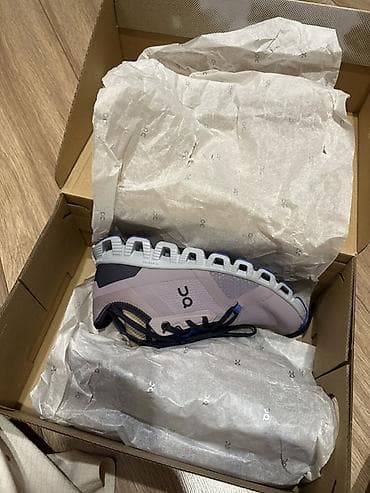 чон арыке: Кроссовки On Running Cloud X - Модель: Cloud X (логотип On и — 4