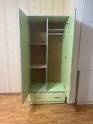 детские шифоньеры фото: Шкаф для одежды, Б/у, Прямой, ЛДСП — 2