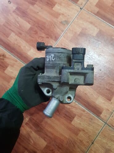 котализаторы: Toyota Sequoia клапан продувки, Тойота Секвоя клапан продувки. Клапан — 4