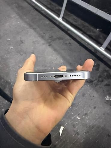 iphon 16 pro: IPhone 16 Pro, Б/у, 128 ГБ, Зарядное устройство, Защитное стекло, Чехол, 92 % — 3