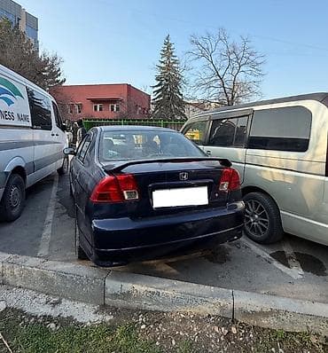 Honda Civic: 2004 г., 1.7 л, Автомат, Бензин, Седан — 2