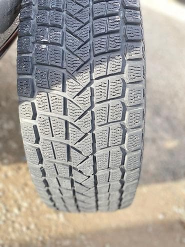 Шины 265 / 65 / R 17, Зима, Б/у, Пара, Внедорожные (АТ/МТ), Maxxis