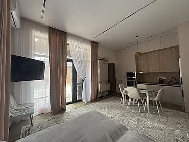 квартиры сдаются: Коттедж, Альфа Вайт Резорт Детская площадка, Парковка, стоянка — 3