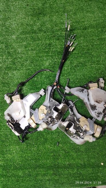 запчасти на лексус рх 330 в бишкеке: Комплект Lexus, Б/у, Оригинал — 1