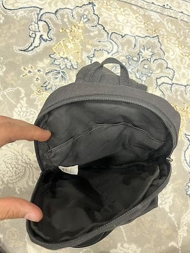 case logic: Сумка через плечо Li-Ning, компактная и функциональная. Состояние — 2