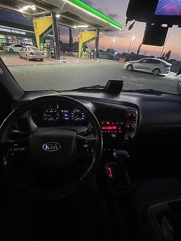 барта: Kia BONGO: 2022 г., 2.5 л, Автомат, Дизель, Пикап — 4