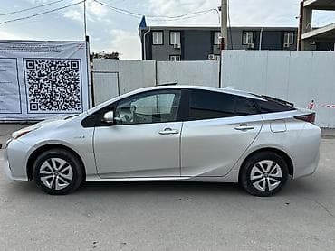 Продажа авто: Toyota Prius: 2016 г., 1.8 л, Автомат, Гибрид, Хэтчбэк — 3