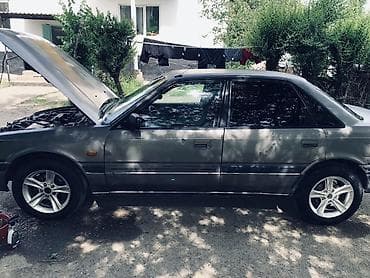 тайота камри 79: Mazda 626: 1991 г., 2 л, Механика, Бензин, Седан — 6