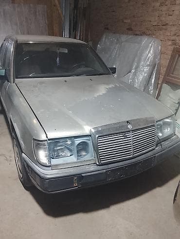 Mercedes-Benz E-Class: 1991 г., 2.3 л, Механика, Бензин, Седан — 1