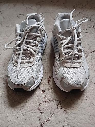 Кроссовкалар, 37.5, Adidas Originals, Жаңы, түсү - Боз, Акысыз жеткирүү lalafo.kg да Кроссовкалар, 37.5, Adidas Originals, Жаңы, түсү - Боз, Акысыз жеткирүү