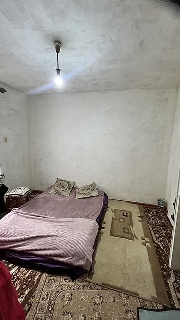 дом этажный: Продается жилой дом с полным пакетом документов,красная книга есть — 7