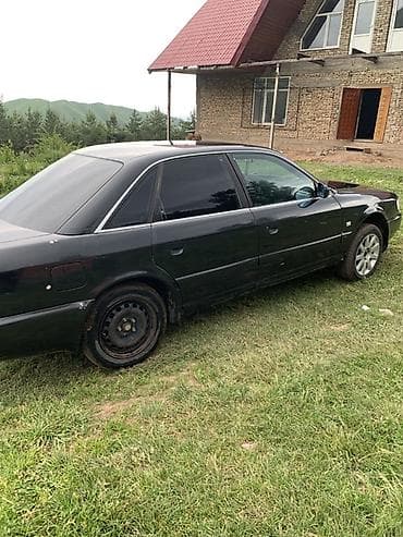 fit shuttle: Audi A6: 1994 г., 2.6 л, Механика, Бензин, Седан — 4