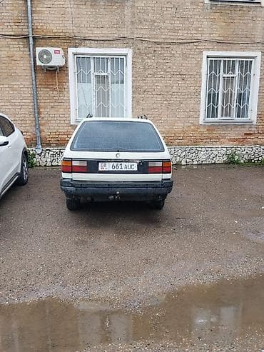 бора универсал: Volkswagen Passat Variant: 1992 г., Механика, Бензин, Универсал — 3