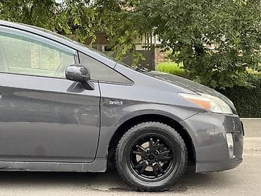vitz platz: Toyota Prius: 2010 г., 1.8 л, Вариатор, Гибрид, Хэтчбэк — 8