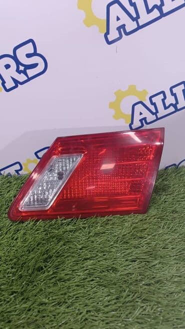 Задний правый стоп-сигнал Lexus Б/у, Оригинал
