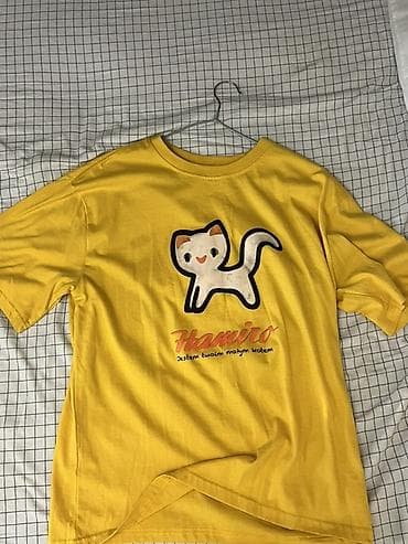 tech flecee: Жёлтая футболка с принтом котёнка «Hamiro». - Прямой крой, круглая — 2