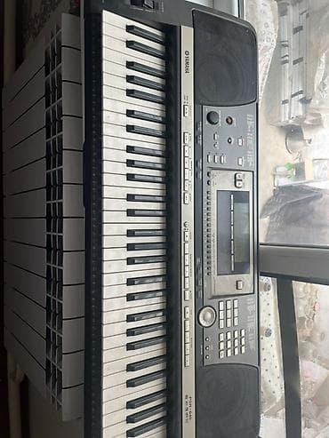 Синтезаторы: Синтезатор/аранжировщик Yamaha (серия PSR) - Клавиатура: 61 — 1